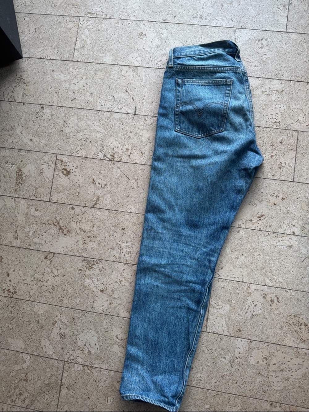 Levi's Women's Light Blue Straight-Leg Jeans - Picture 10 of 12